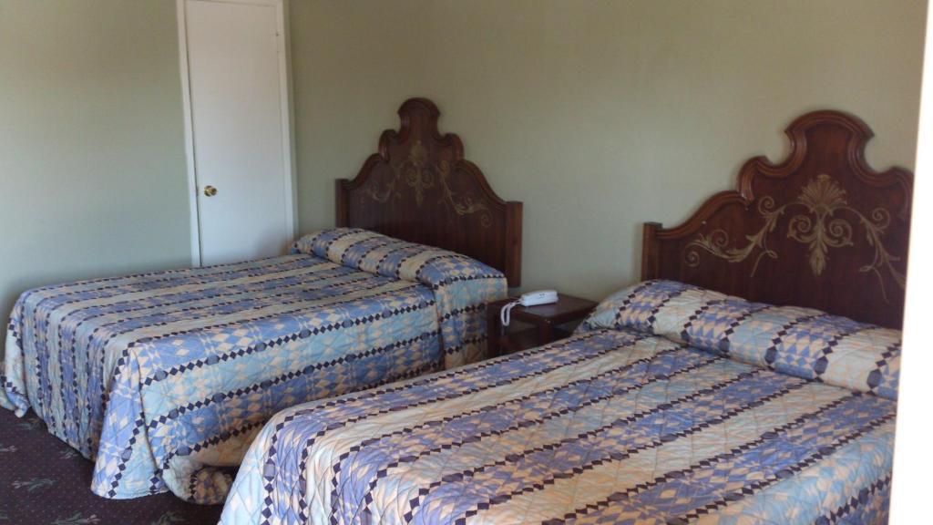Santa Ana Travel Inn Pokój zdjęcie