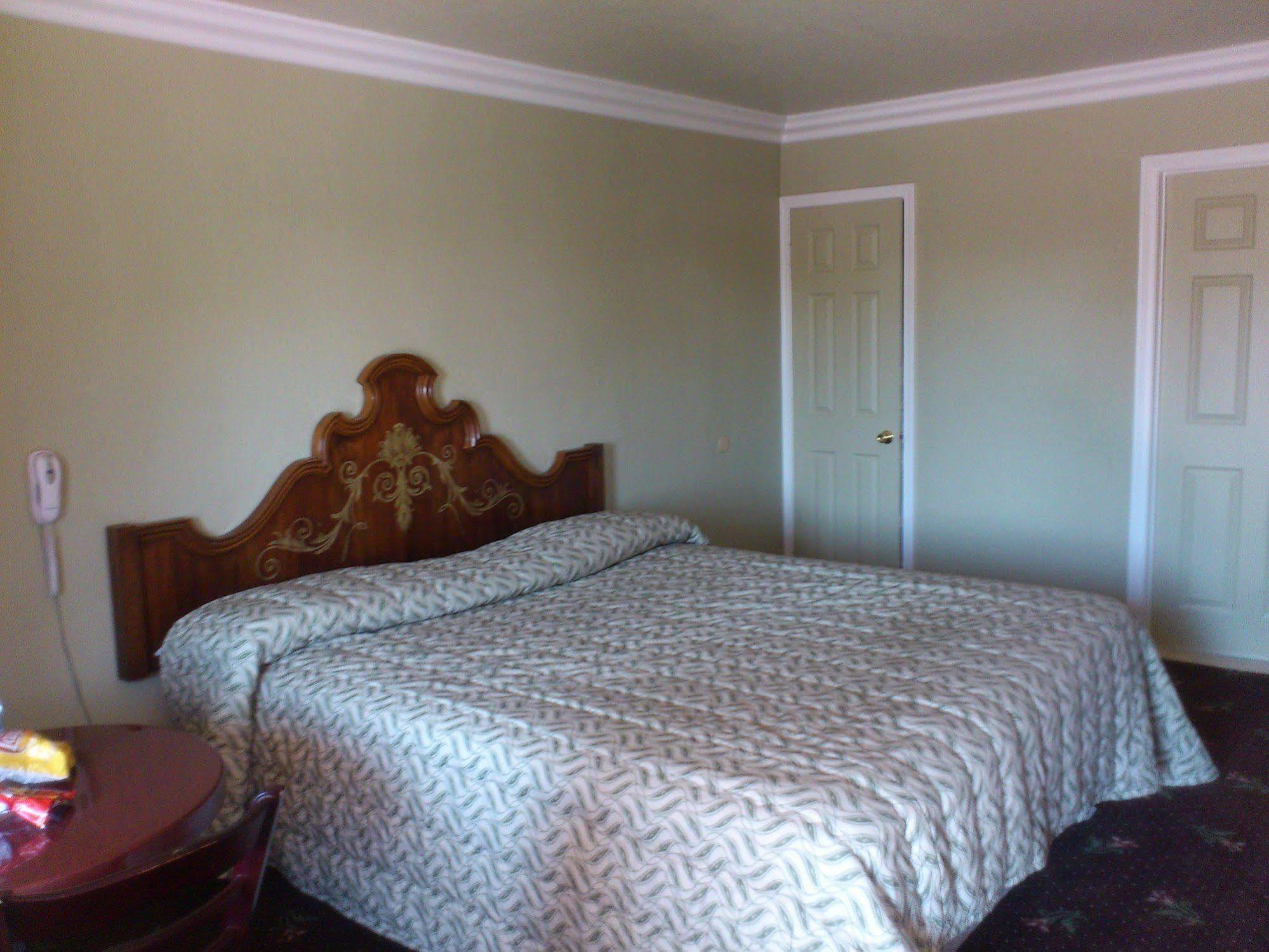 Santa Ana Travel Inn Zewnętrze zdjęcie