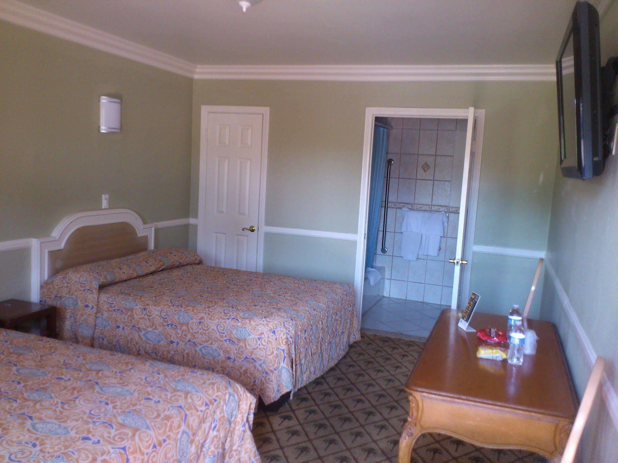 Santa Ana Travel Inn Zewnętrze zdjęcie