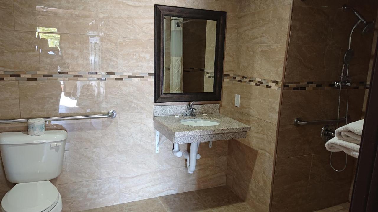 Santa Ana Travel Inn Zewnętrze zdjęcie